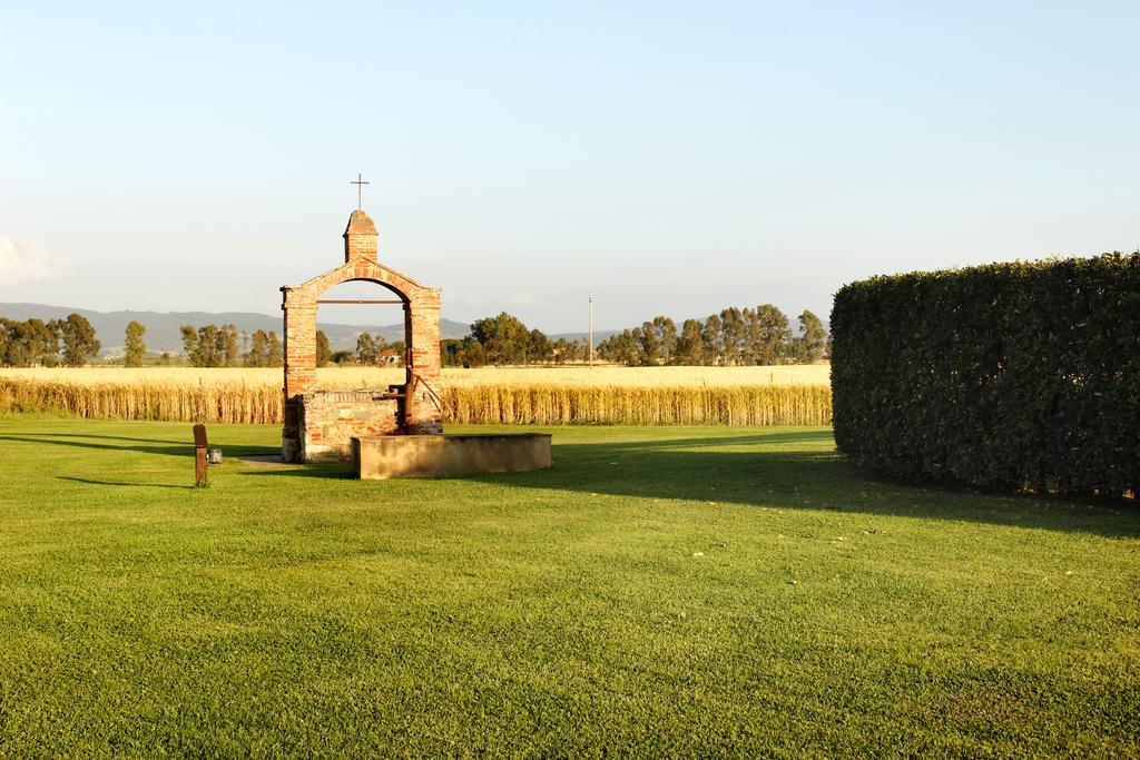 Agriturismo Giuncola & Granaiolo Rispescia Exterior foto