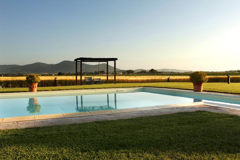 Agriturismo Giuncola & Granaiolo Rispescia Exterior foto