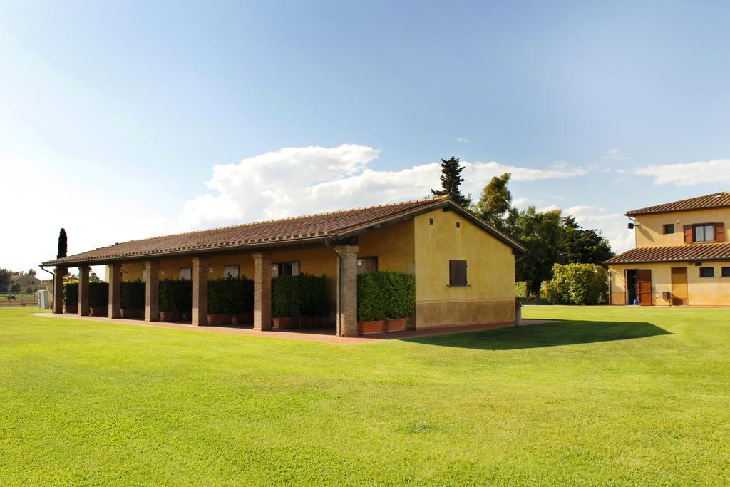 Agriturismo Giuncola & Granaiolo Rispescia Exterior foto