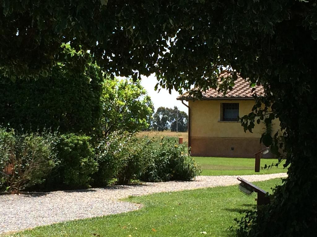 Agriturismo Giuncola & Granaiolo Rispescia Exterior foto