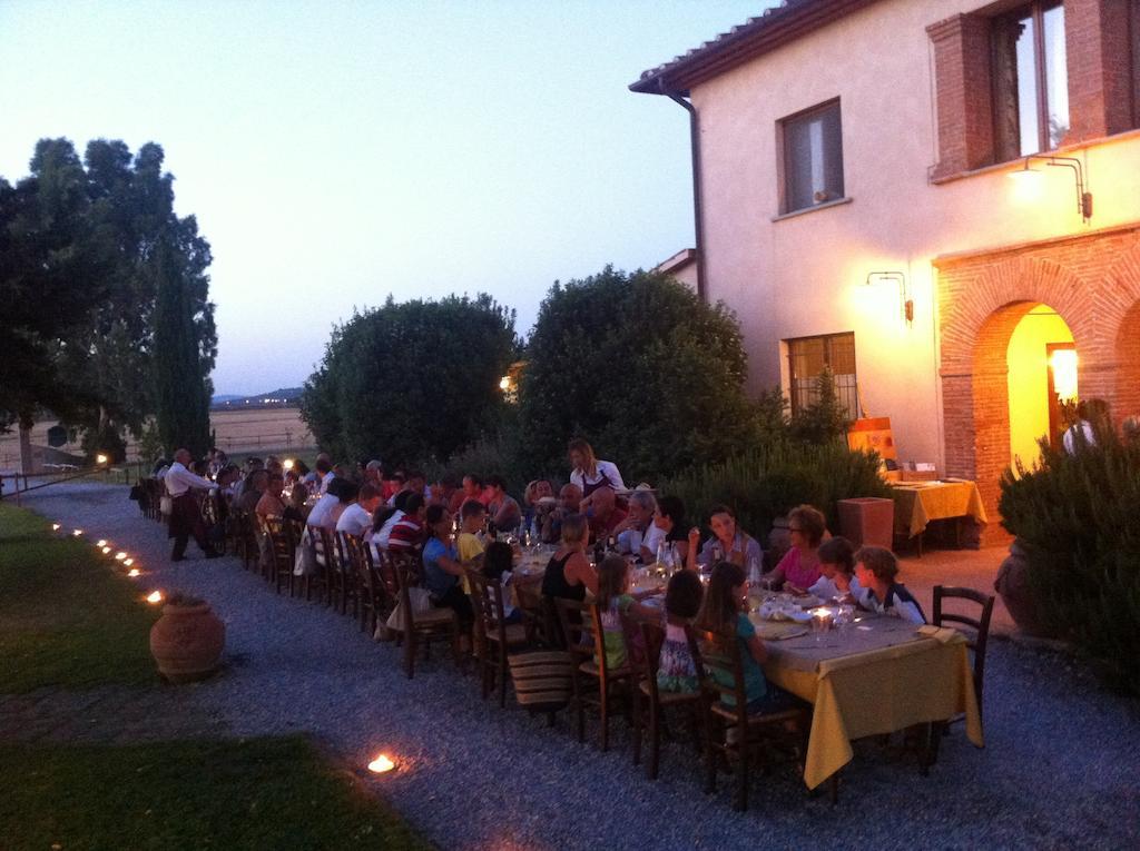 Agriturismo Giuncola & Granaiolo Rispescia Exterior foto